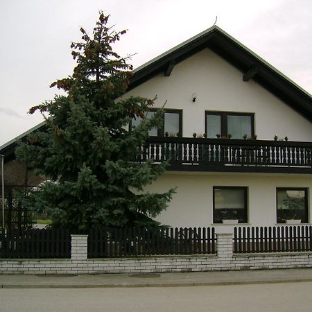Guest Accomodation Skerlak Moravske Toplice Exterior photo